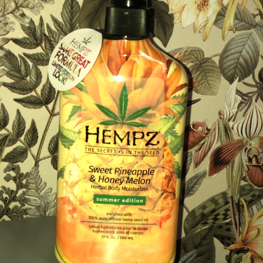 Hempz Sweet Pineapple and Honey Melon Moisturizer Summer Edition